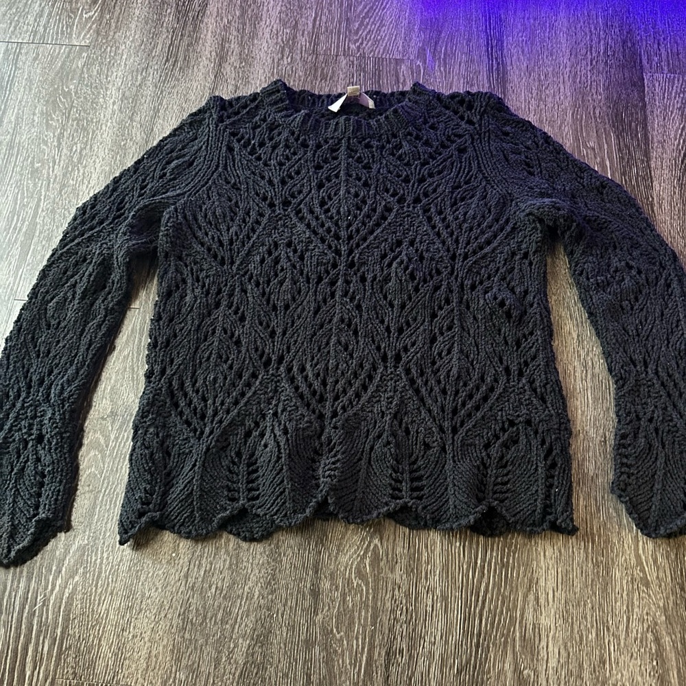 women’s size medium black loft sweater
